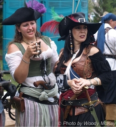 Gwendolyn & Gitana of Vahalla's Pirates