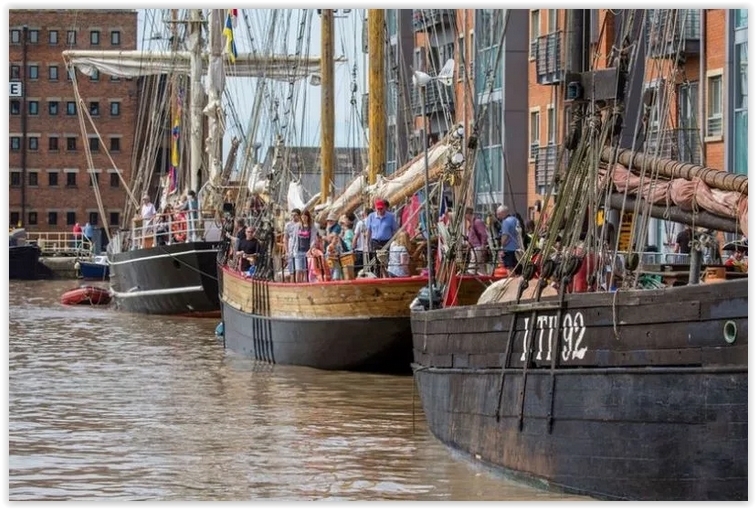 Gloucester's Tall Ships Festival - Gloucester, UK